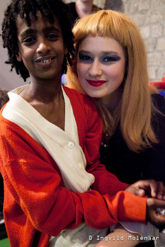 BackstageO-105