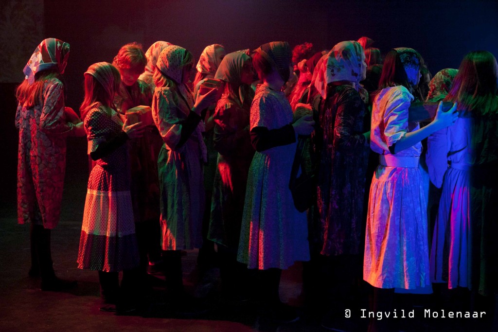 BackstageO-21